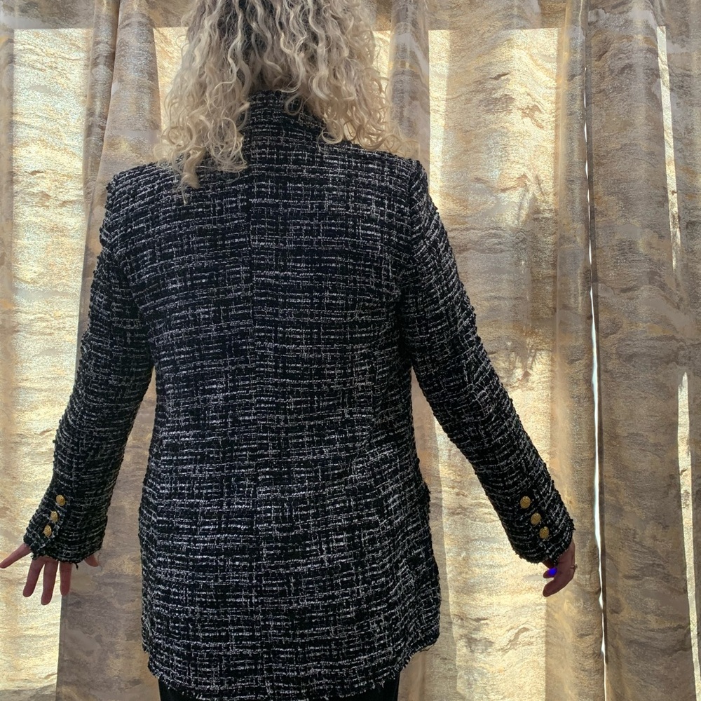 Zara Women's Black and White Tweed Blazer - Picture 3 of 6